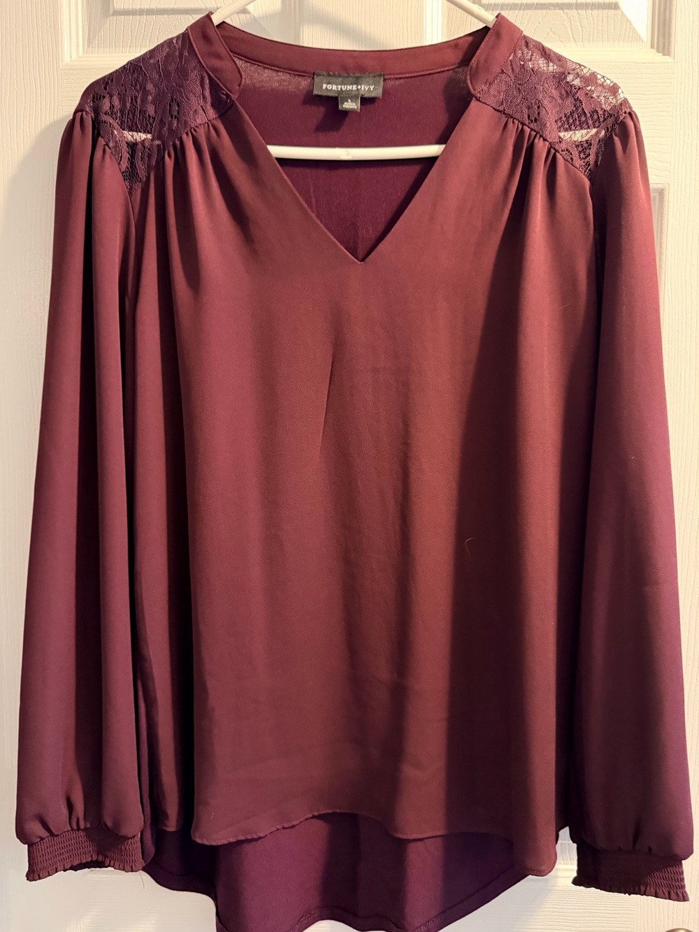 Fortune + Ivy Women's Burgundy V-Neck Lace Shoulder Blouse